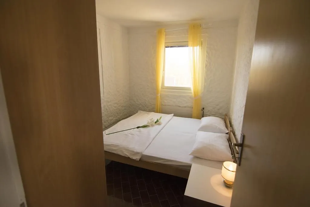Kula Sabunike Hotel Privlaka  Privlaka (Zadar)