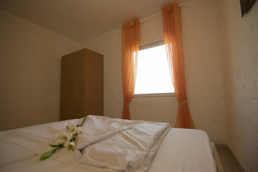 Kula Sabunike Hotel Privlaka  Croatia