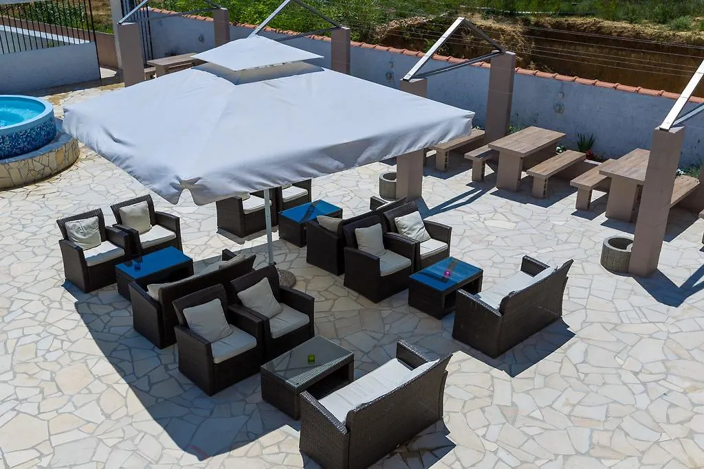 Kula Sabunike Hotel Privlaka  Croatia